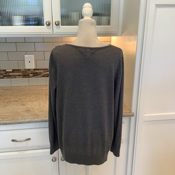 St. John Charcoal Wool & Silk Sweater Top Size LG Tunic Asymmetrical - Picture 5 of 12